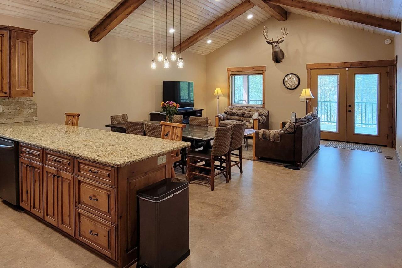 Outdoor Adventure Hub About 20 Miles To Yellowstone! Island Park Luaran gambar